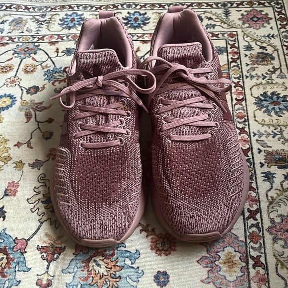 Adidas swift run 22 in mauve color - Picture 3 of 4